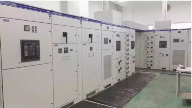 山東日照某糧倉儲(chǔ)物流項(xiàng)目—APF有源電力濾波裝置(圖1) 山東日照某糧倉儲(chǔ)物流項(xiàng)目—APF有源電力濾波裝置(圖1)