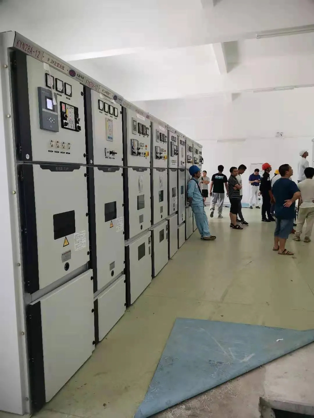 一體式高壓固態(tài)軟起動(dòng)裝置用于防洪排澇泵站(圖1) 一體式高壓固態(tài)軟起動(dòng)裝置用于防洪排澇泵站(圖1)